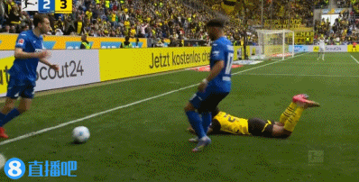 谈球吧(中国)官方网站霍村主帅:多特绝杀前先踹到了门将头部,裁判没吹停比赛很可耻