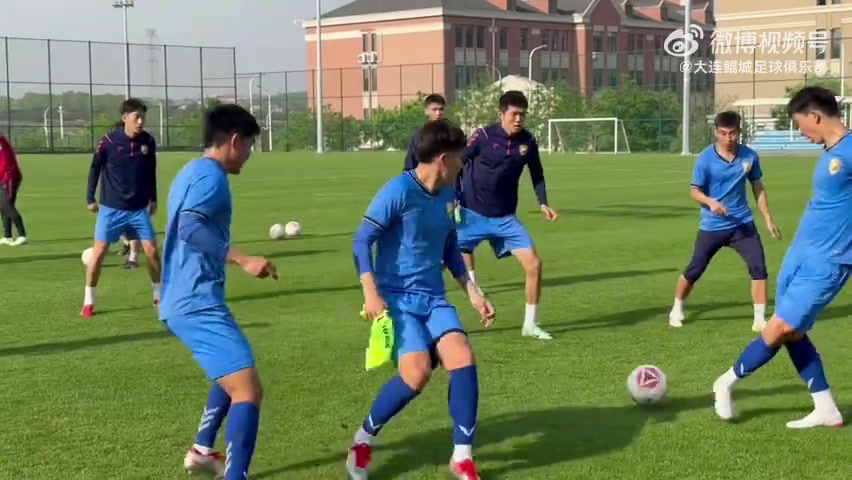 谈球吧体育app官网齐装满员，备战中甲