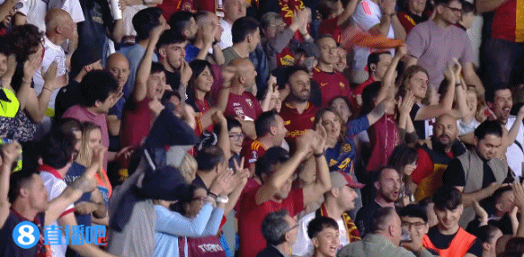 谈球吧体育官网入口实时积分升至第四！现场罗马球迷疯狂庆祝尤文被扳平